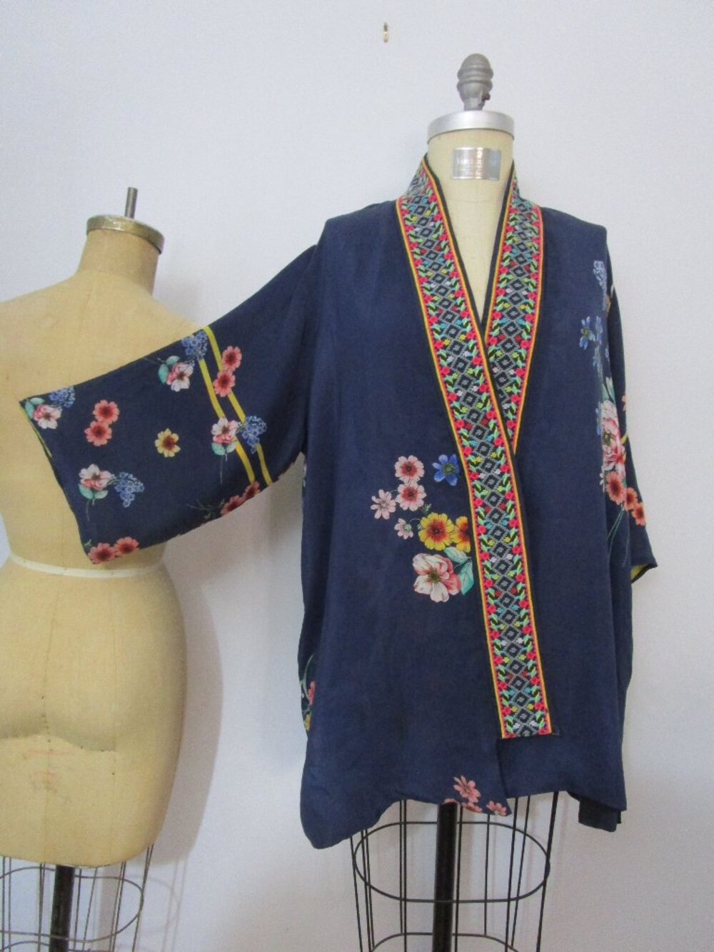 Oversize Kimono Jacket Reversible Rayon Floral